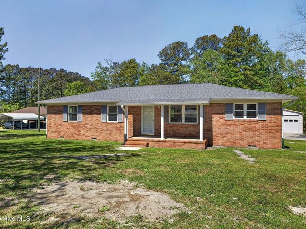 3206 Water Tank Road, Delco, NC 28436