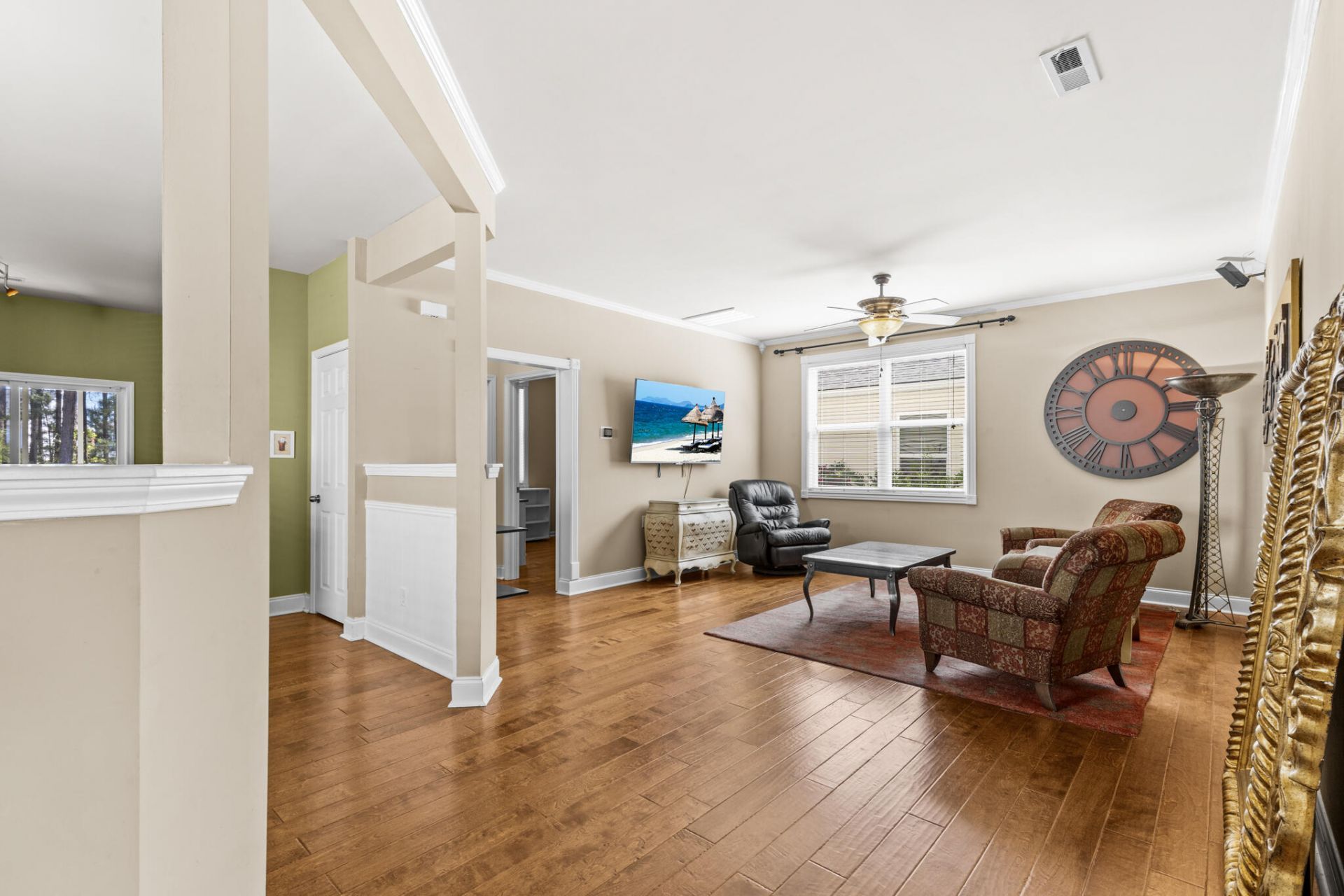 272 Cameron Street Photo 12