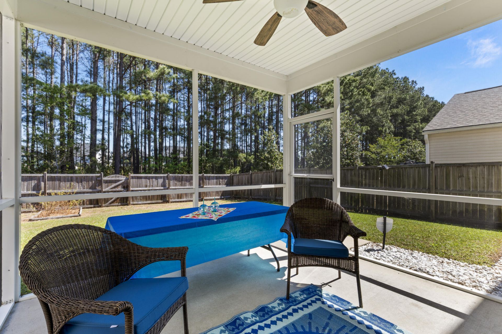 272 Cameron Street Photo 35