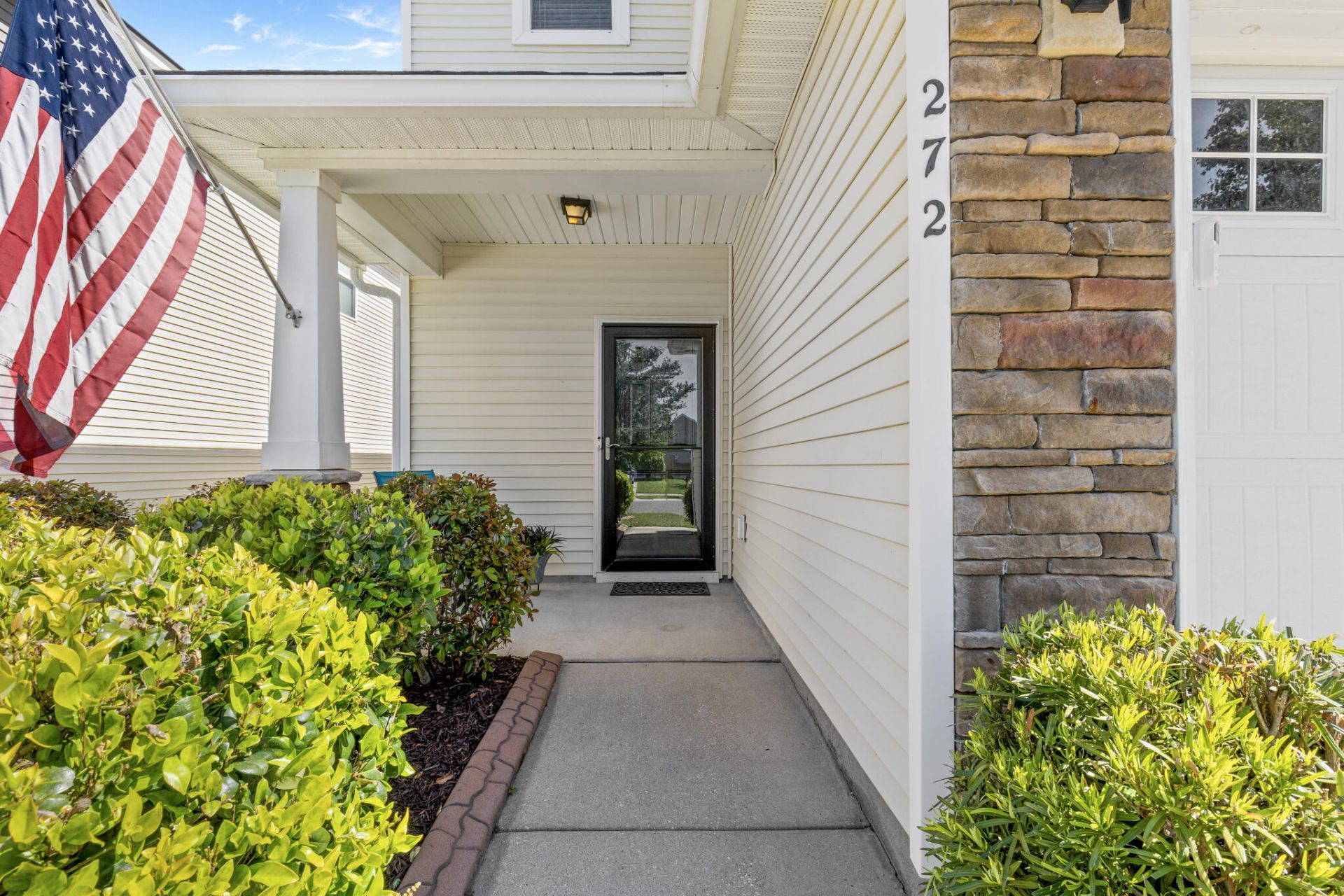 272 Cameron Street Photo 4