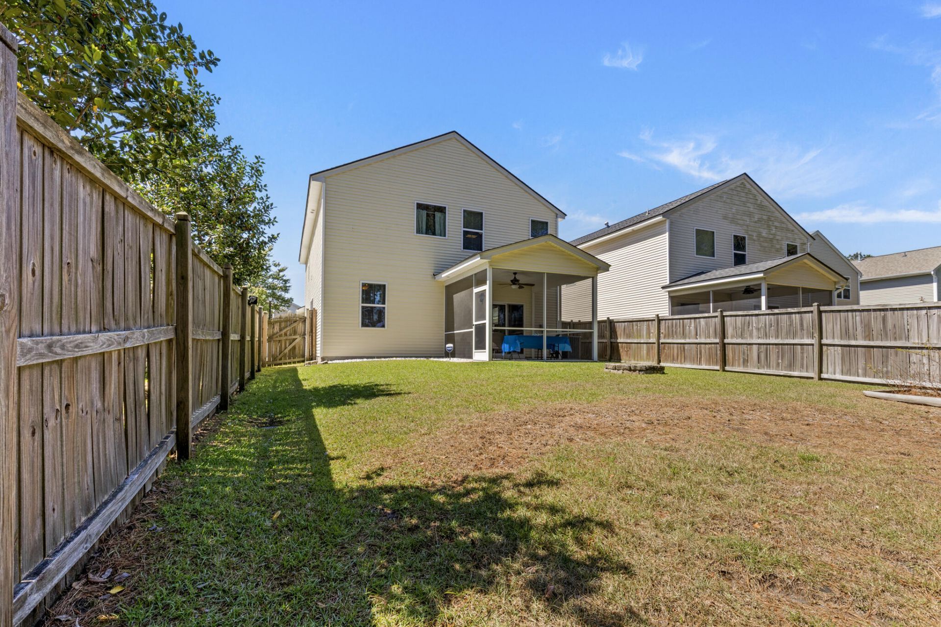 272 Cameron Street Photo 43