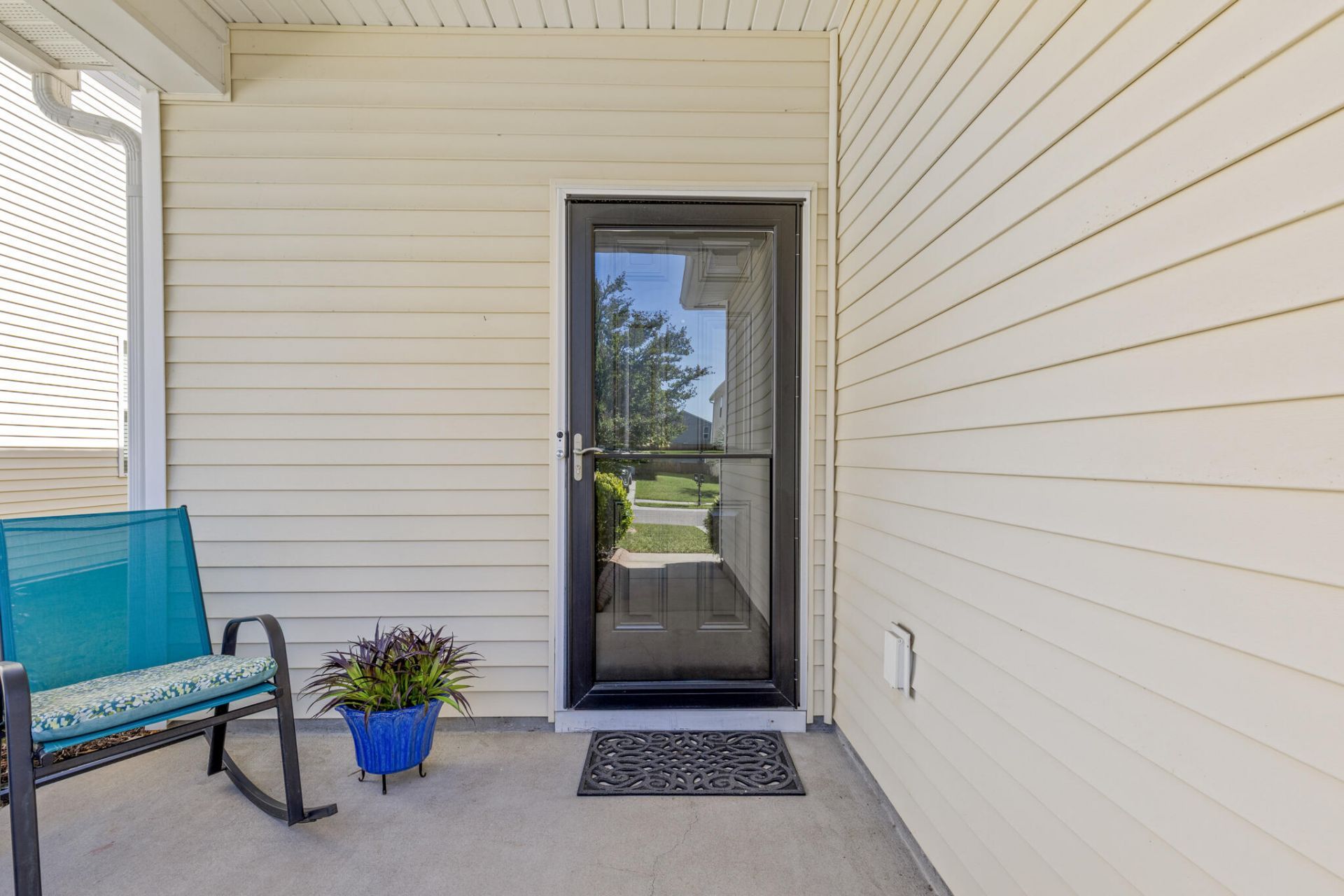 272 Cameron Street Photo 5