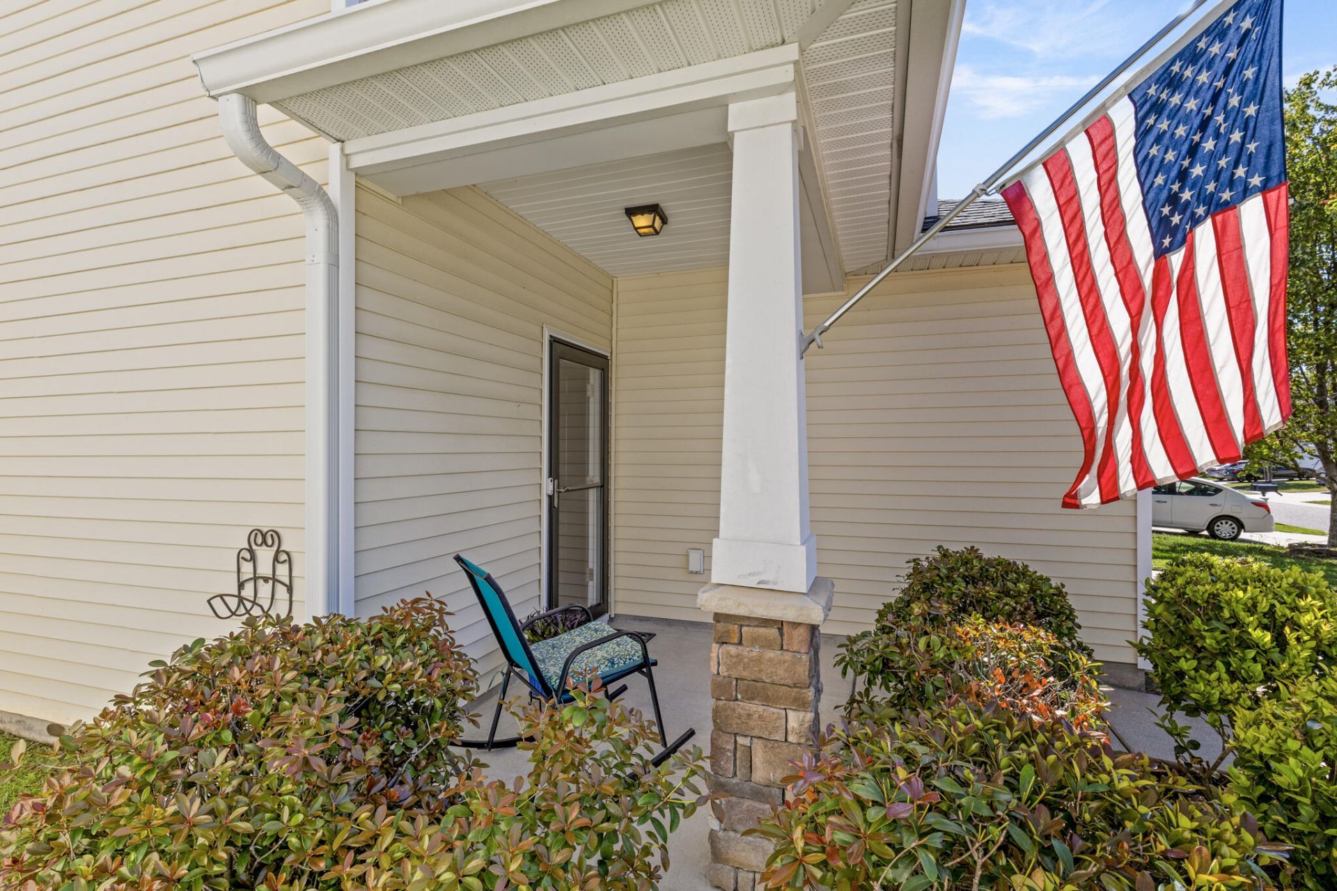 272 Cameron Street Photo 6