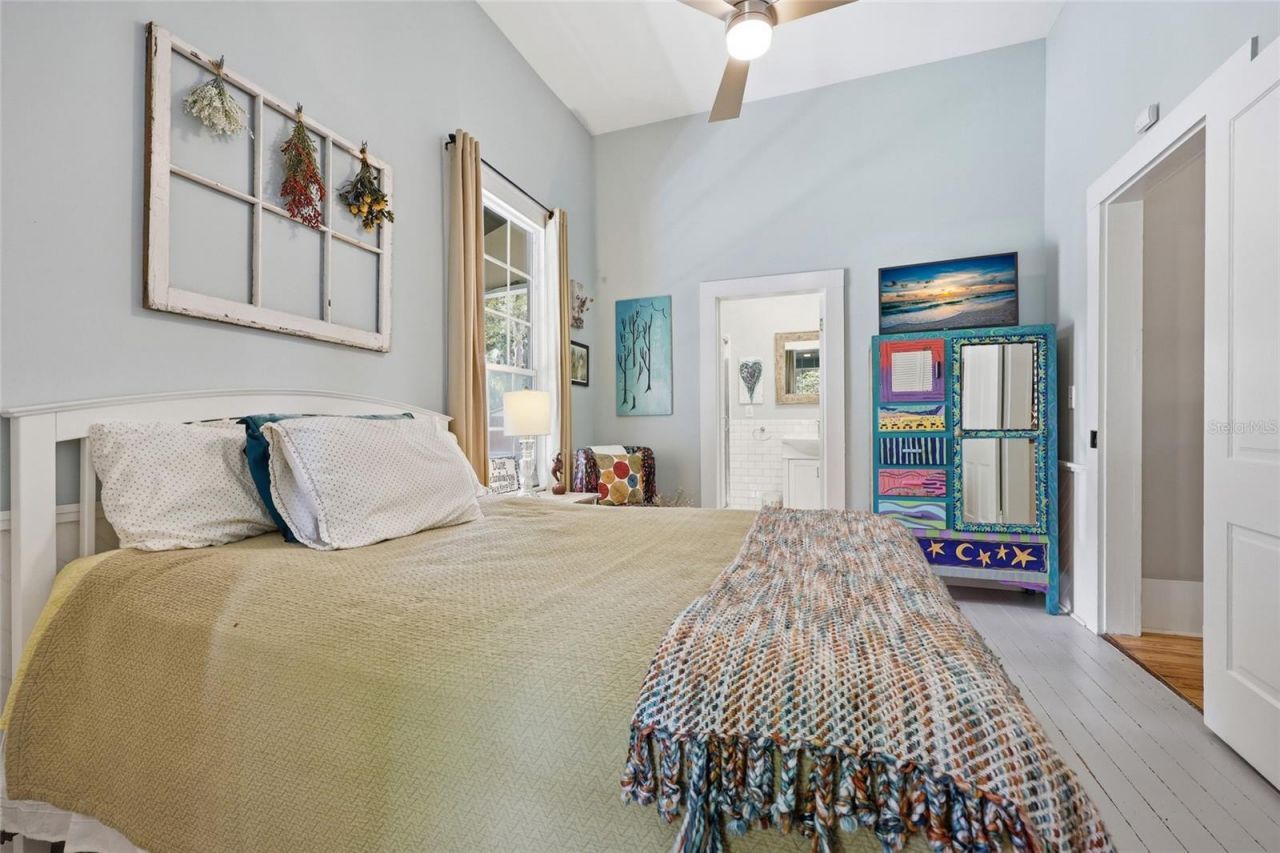 6070 Avenue F , Mc Intosh, FL 32664 Photo