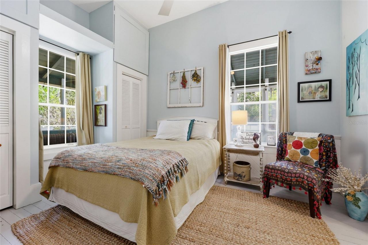 6070 Avenue F , Mc Intosh, FL 32664 Photo