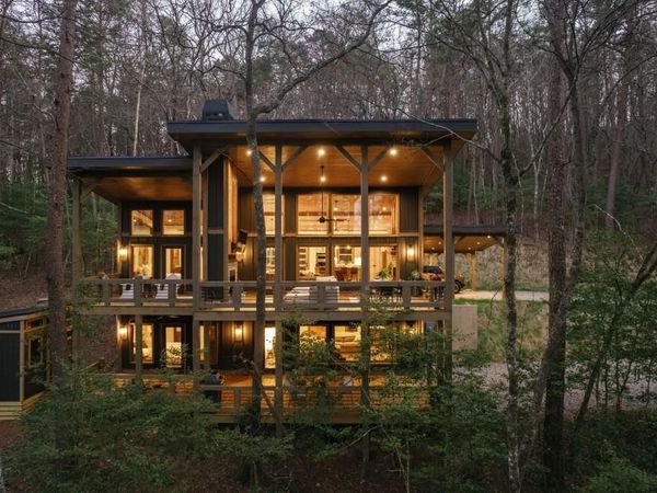 171 Huckleberry Lane, Mineral Bluff, GA 30559