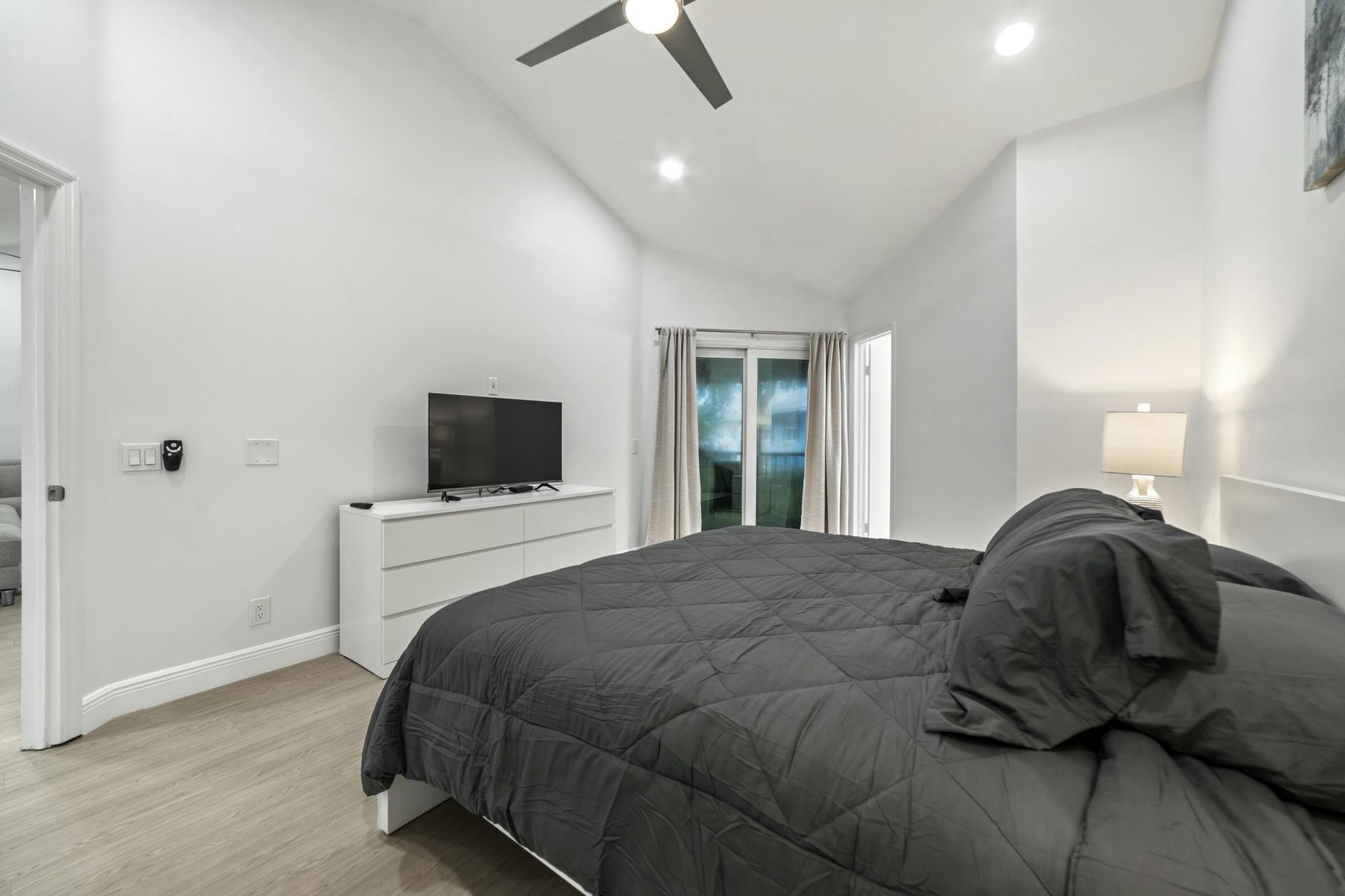 6553 Via Regina, Boca Raton, FL 33433 Photo