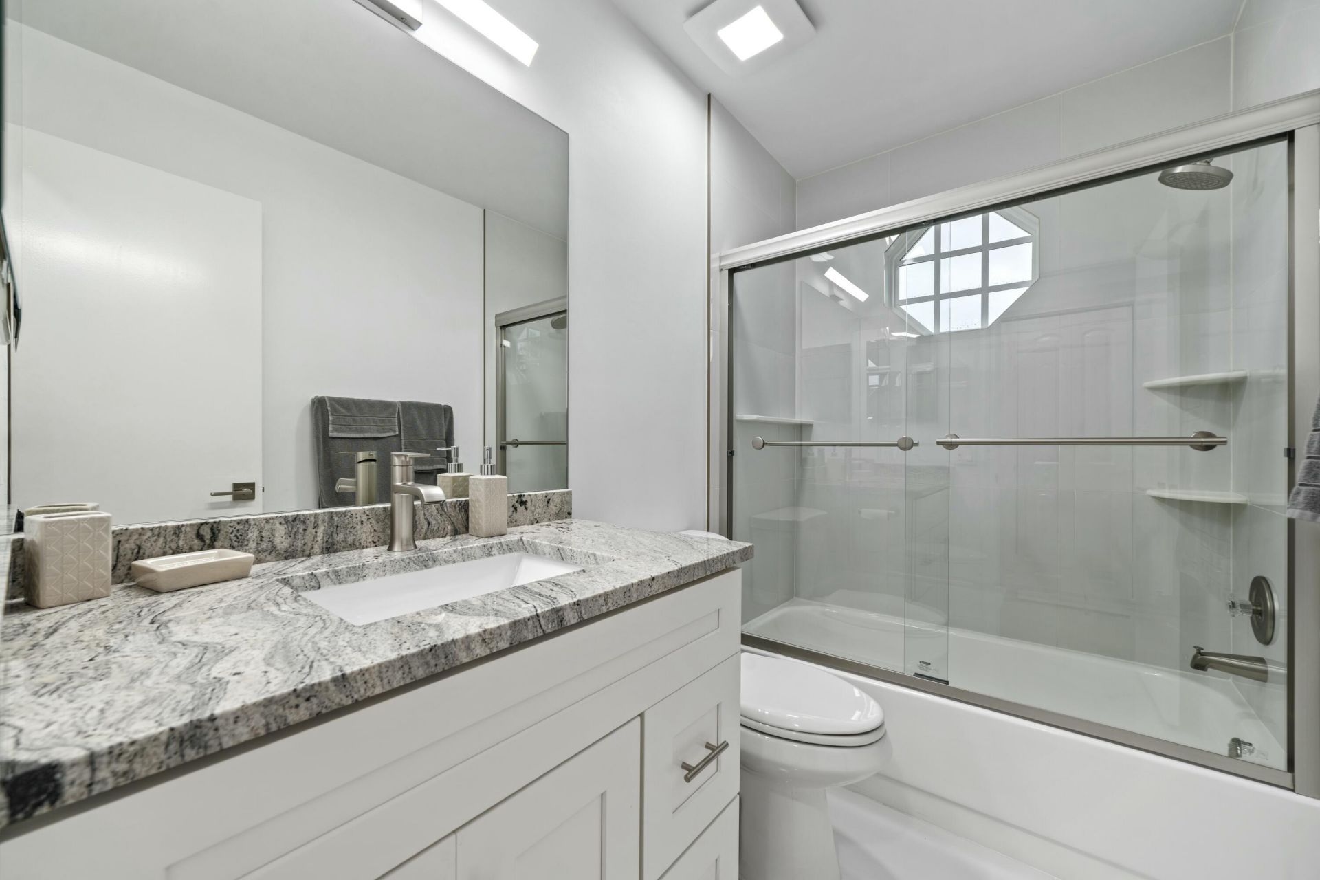 6553 Via Regina, Boca Raton, FL 33433 Photo