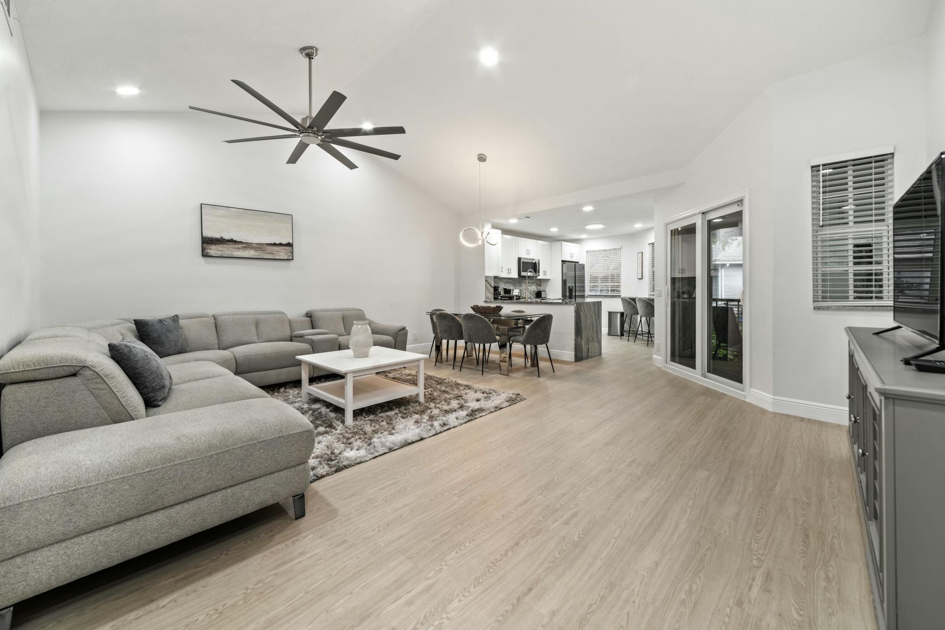 6553 Via Regina, Boca Raton, FL 33433 Photo