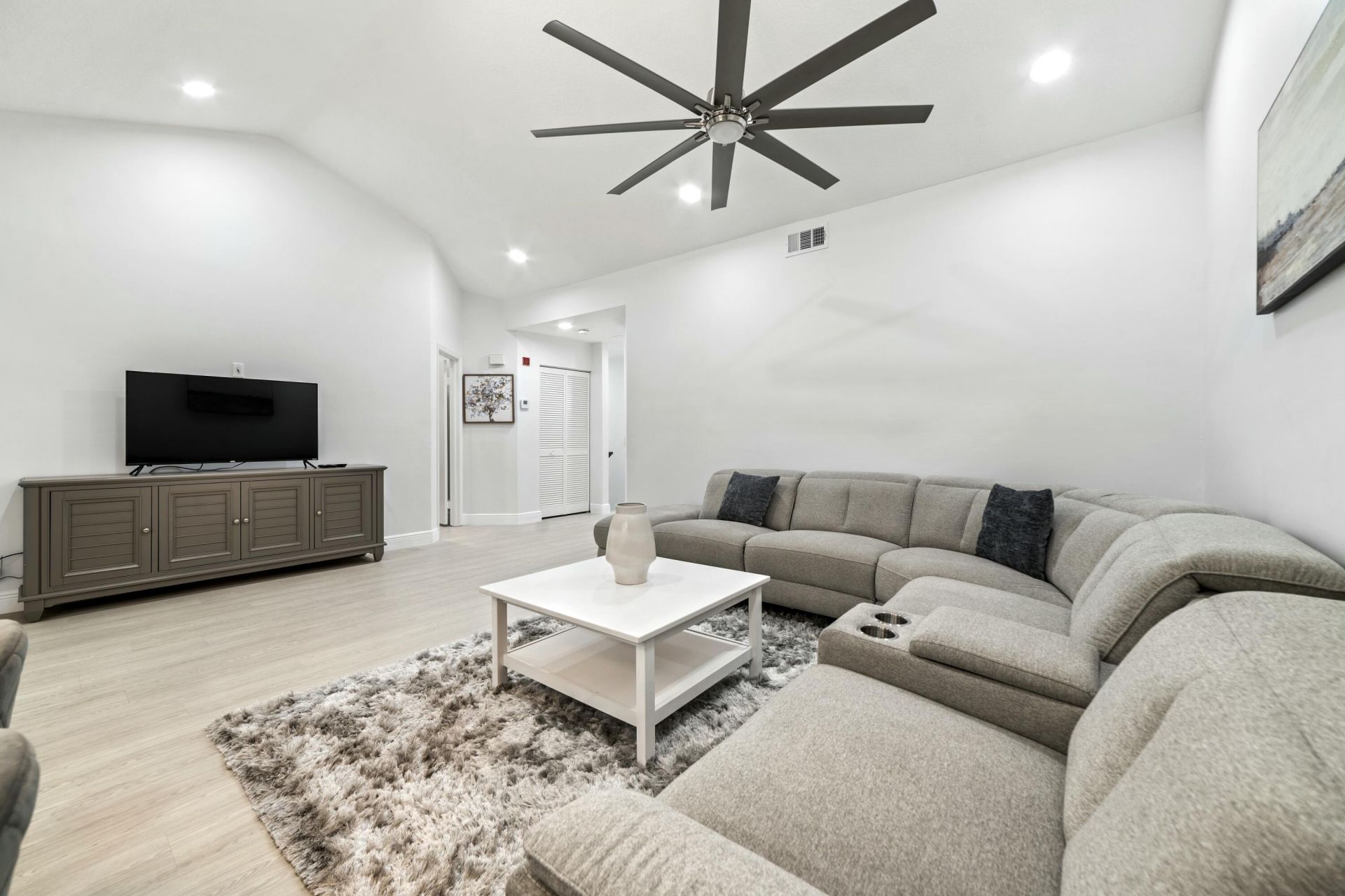 6553 Via Regina, Boca Raton, FL 33433 Photo