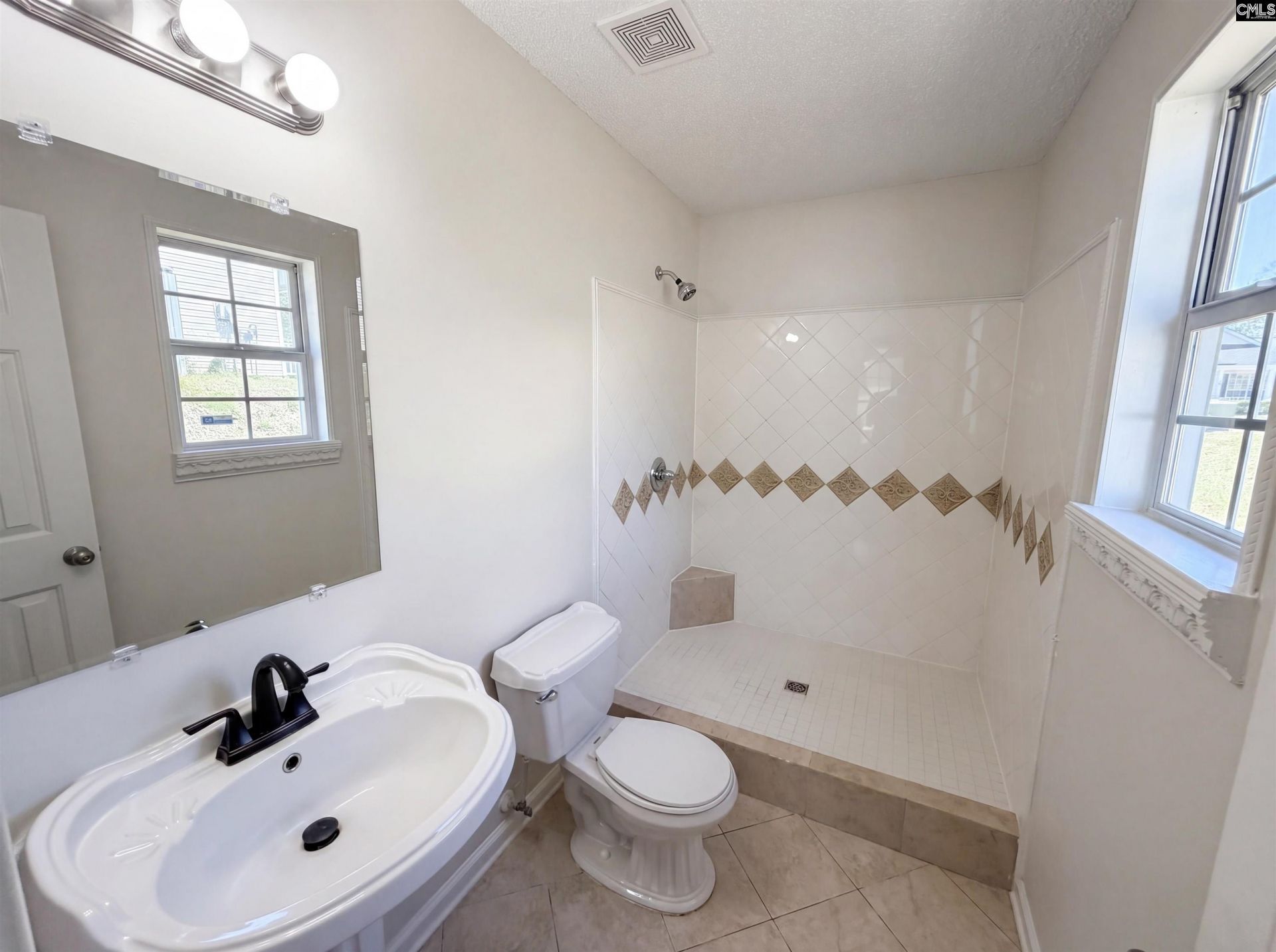 109 Crown Colony Court  Photo 13