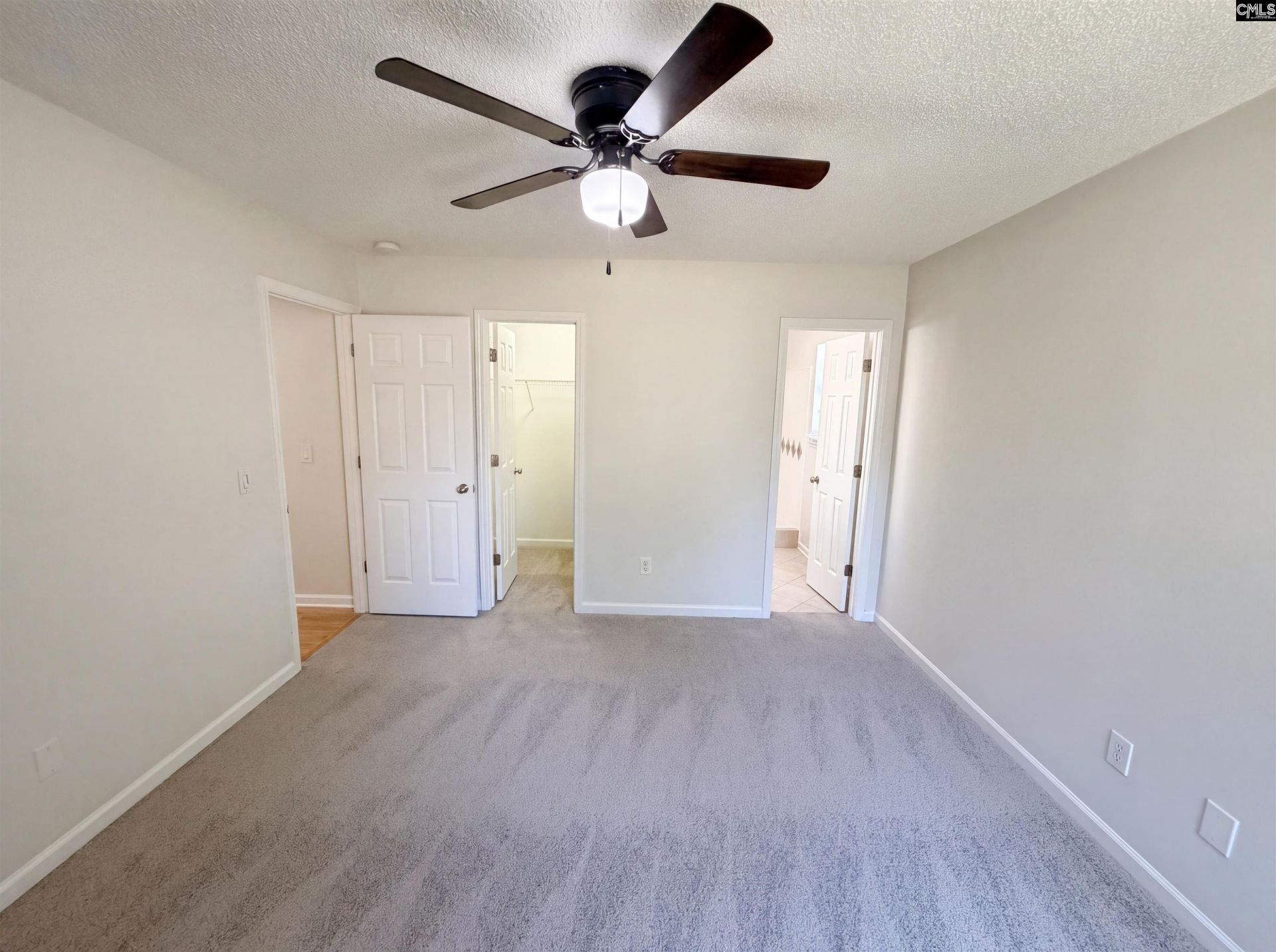 109 Crown Colony Court Photo 4