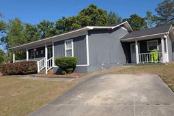 200 Gusty Ln photo 4