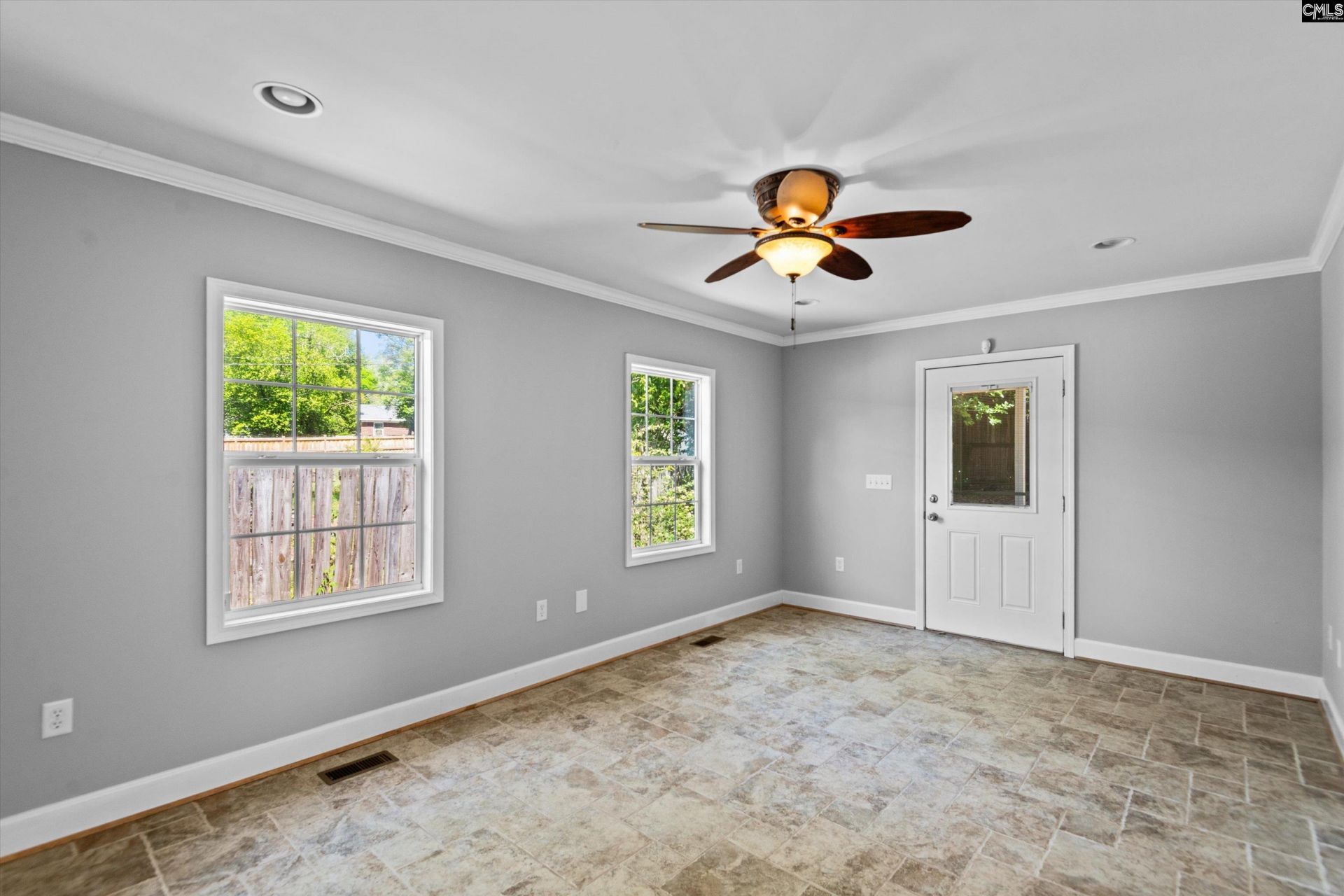 1430 Dahlia Road  Photo 15