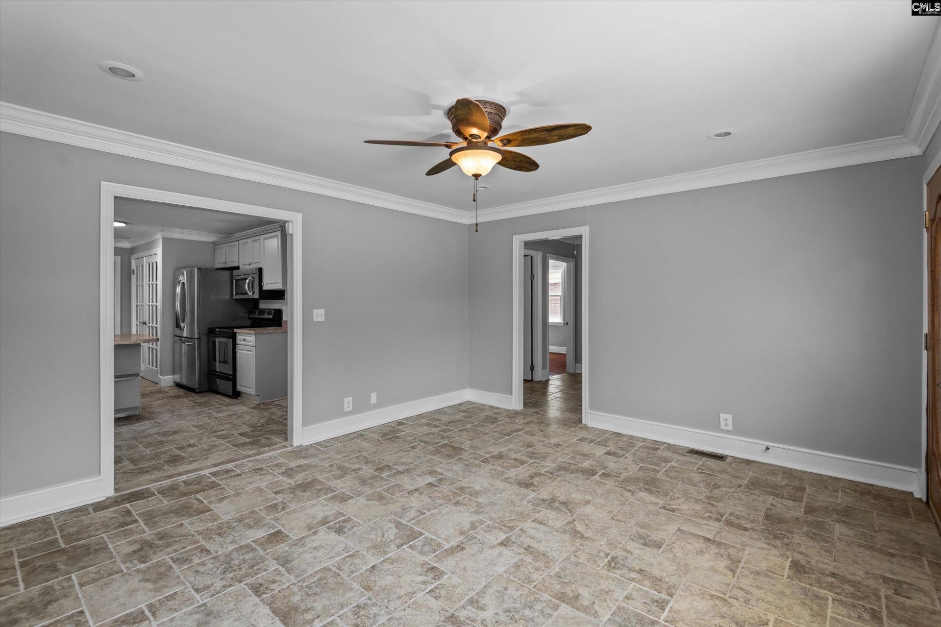 1430 Dahlia Road  Photo 6