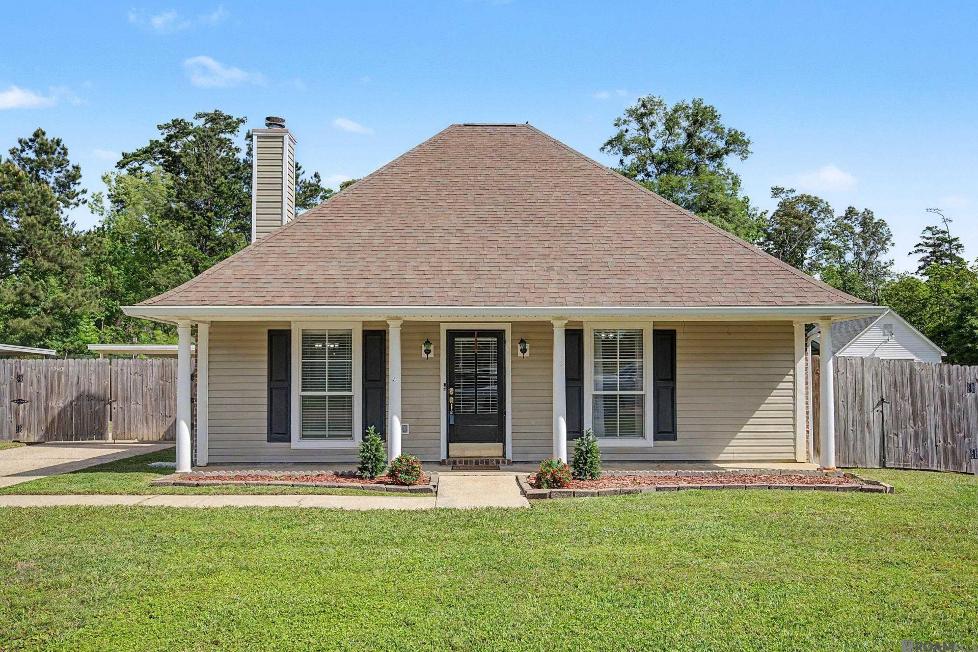 9779 Corrinne Ave, Denham Springs, LA 70706 Main Photo