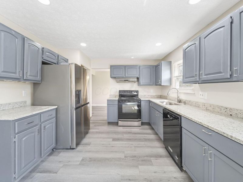 2117 Kilbourne Avenue, Columbus, OH 43229 Photo 10