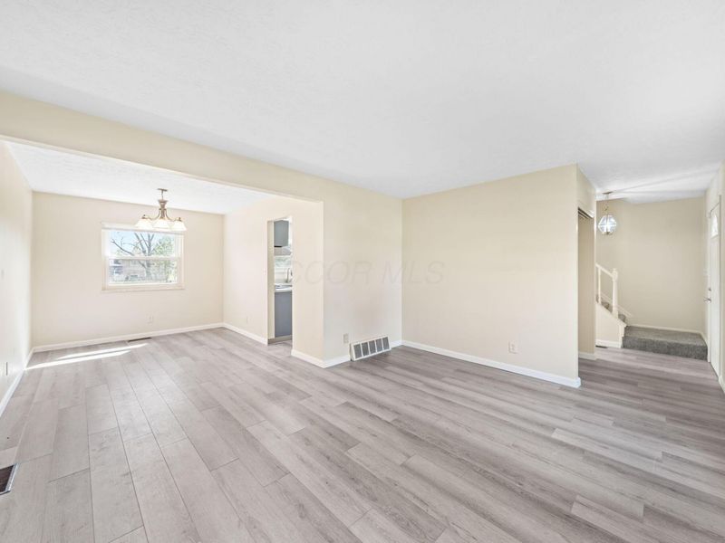 2117 Kilbourne Avenue, Columbus, OH 43229 Photo 18