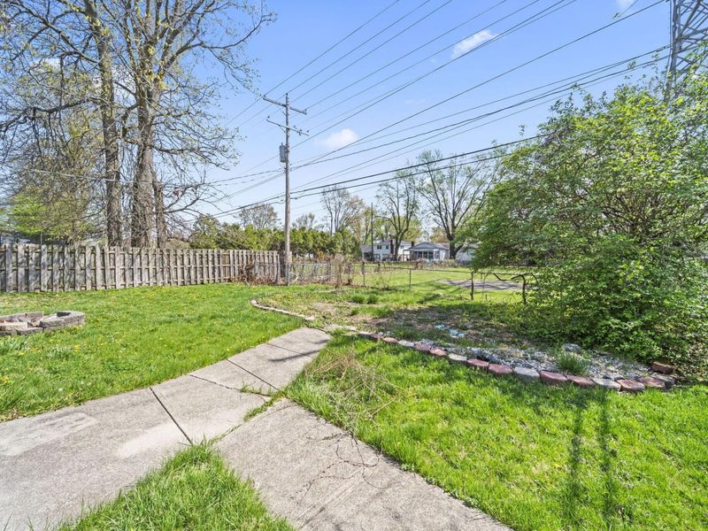 2117 Kilbourne Avenue, Columbus, OH 43229 Photo 33