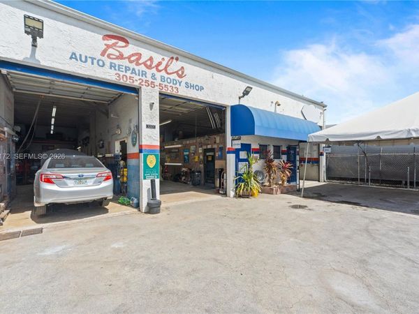 10501 SW 185th Ter, Cutler Bay, FL 33157