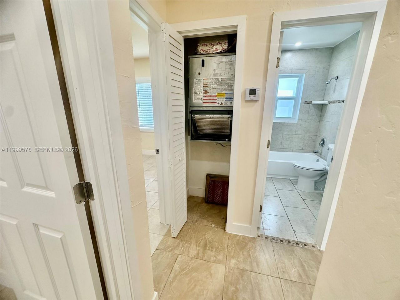 2014 NW 43rd St, Unit ., Miami, FL 33142 Photo