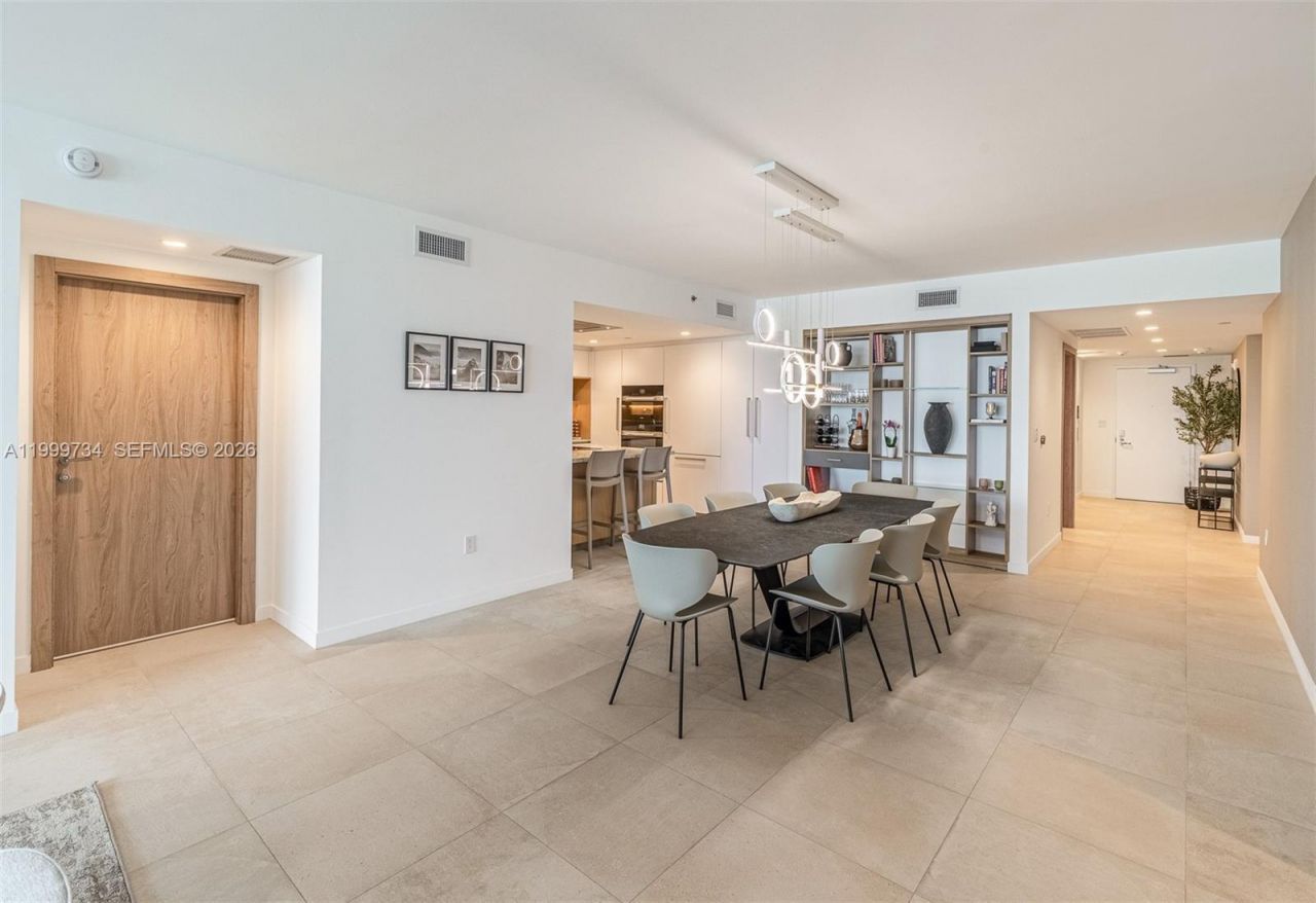 1135 103rd Street, Unit 405, Bay Harbor Islands, FL 33154 Photo