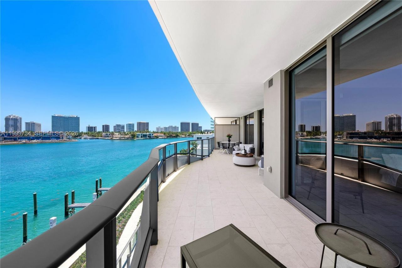 1135 103rd Street, Unit 405, Bay Harbor Islands, FL 33154 Photo