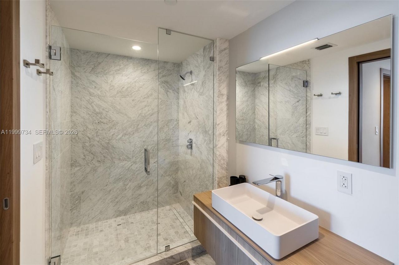 1135 103rd Street, Unit 405, Bay Harbor Islands, FL 33154 Photo