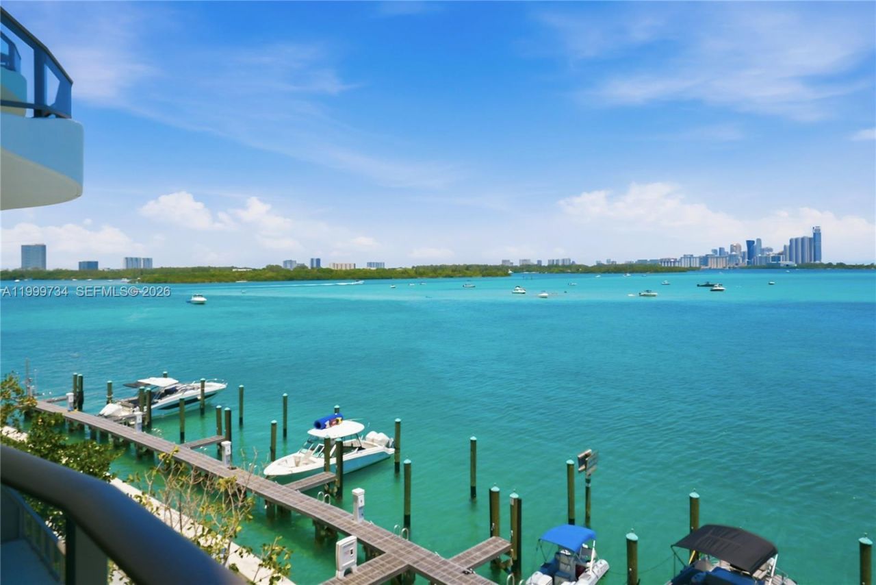 1135 103rd Street, Unit 405, Bay Harbor Islands, FL 33154 Photo