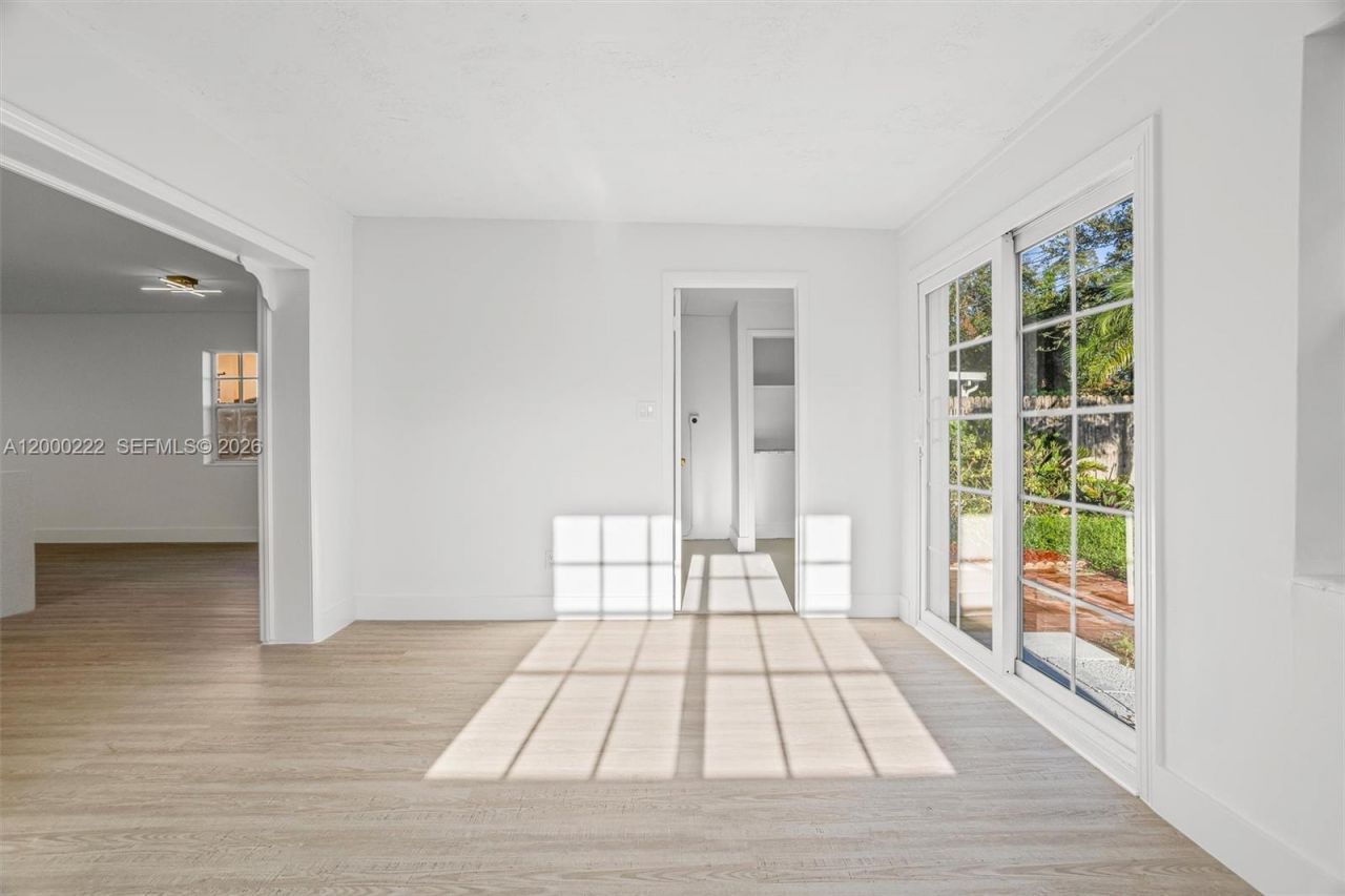 6825 SW 12th St, Pembroke Pines, FL 33023 Photo