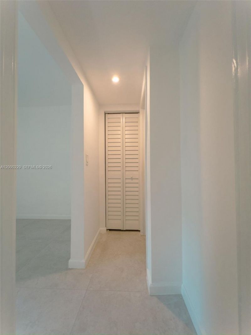 3676 Oak Ave, Unit 7, Miami, FL 33133 Photo