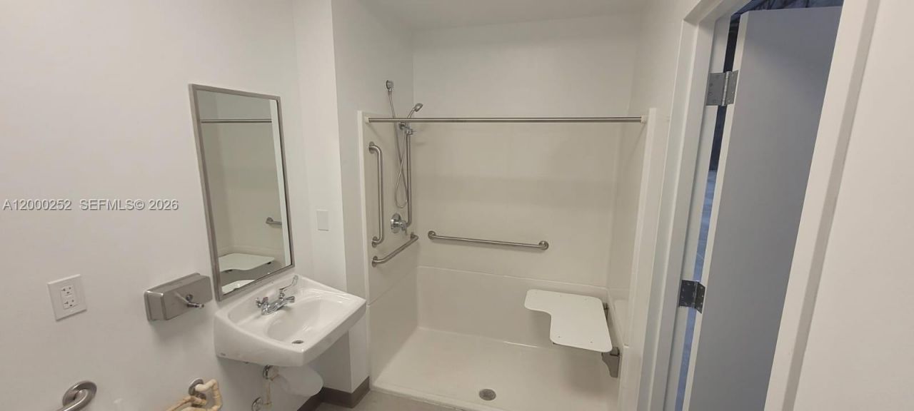 1770 SE 38 Ave, Unit Bay 16, Homestead, FL 33033 Photo