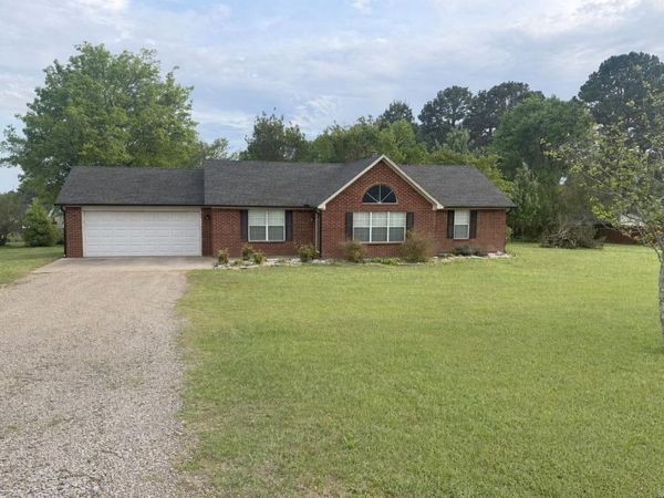 291 County Road 3536, Clarksville, AR 72830