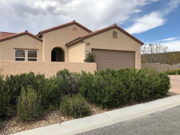 2136 Crescent Heights Avenue , Henderson, NV 89044