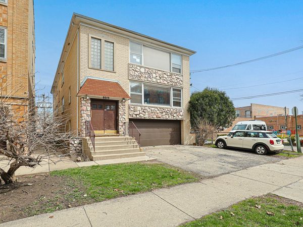 8019 Kilpatrick Avenue, Skokie, IL 60076