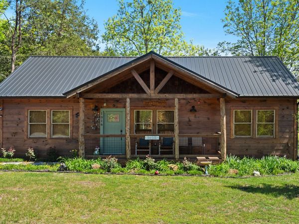 1016 Walini Way, Sevierville, TN 37876