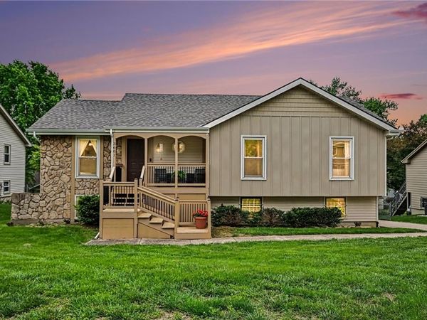 3601 77th Street, Gladstone, MO 64119