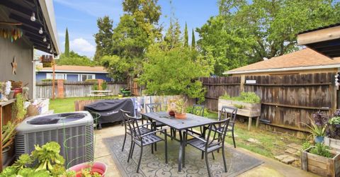 9101 Vernetta Way, Elk Grove, CA 95624 Photo