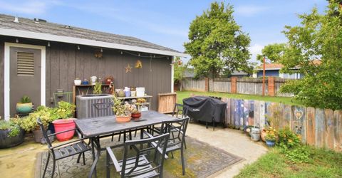 9101 Vernetta Way, Elk Grove, CA 95624 Photo