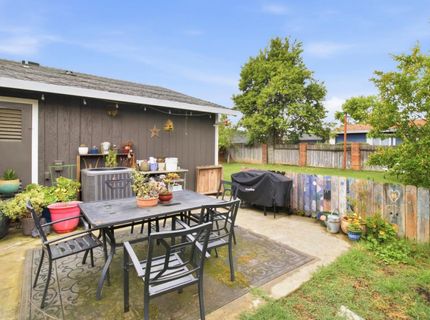 9101 Vernetta Way, Elk Grove, CA 95624 Photo