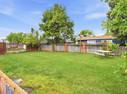 9101 Vernetta Way, Elk Grove, CA 95624 Photo