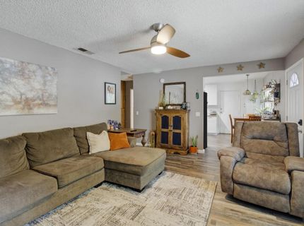 9101 Vernetta Way, Elk Grove, CA 95624 Photo