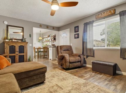 9101 Vernetta Way, Elk Grove, CA 95624 Photo