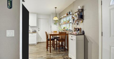 9101 Vernetta Way, Elk Grove, CA 95624 Photo