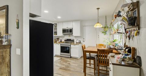 9101 Vernetta Way, Elk Grove, CA 95624 Photo