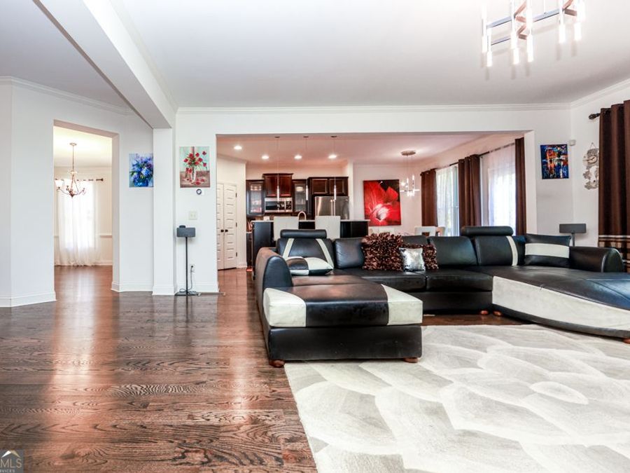 Property Image 8