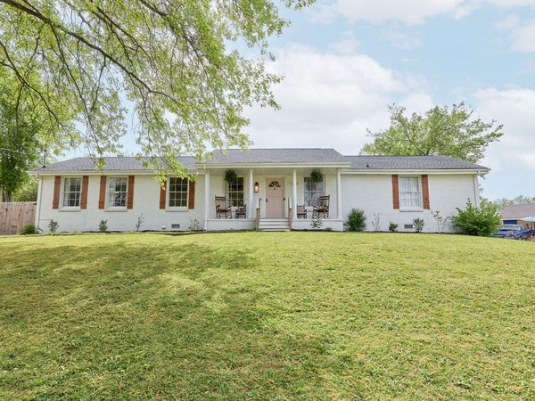 1250 Sioux Ter, Madison, TN 37115