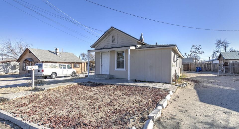 697 S Mc Lean Street, Fallon, NV 89406 Photo