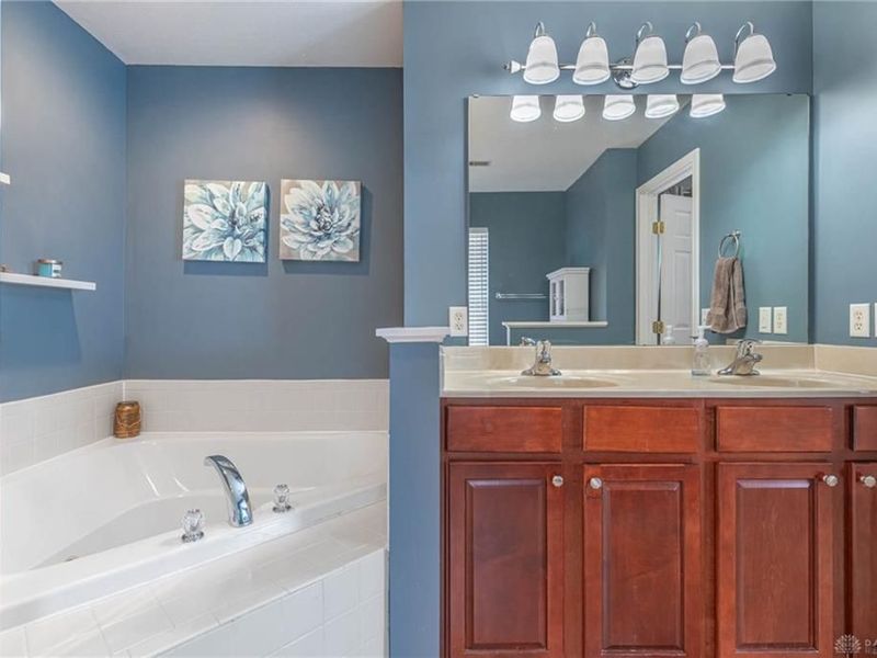 6810 Herron Place, Huber Heights, OH 45424 Photo 37