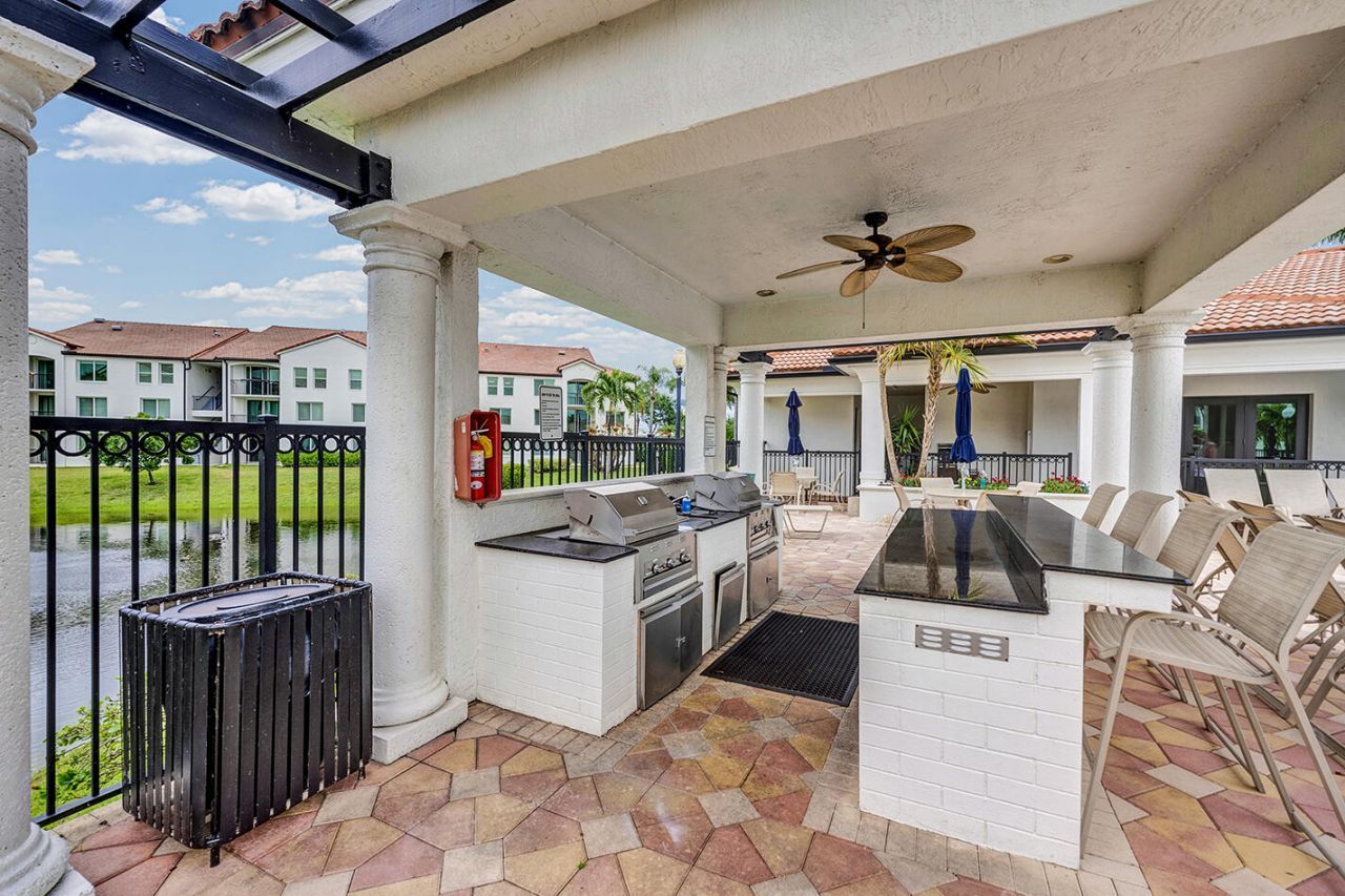 1010 Villa Circle, Boynton Beach, FL 33435 Photo